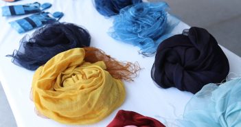 L’étole: l’accessoire qui fait toute la différence L'étole: l'accessoire qui fait toute la différence