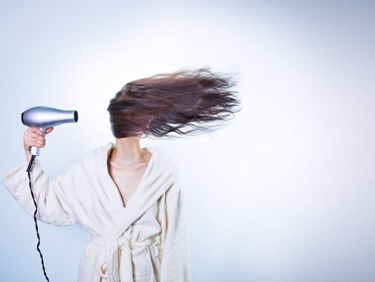 cheveux-seche-cheveux