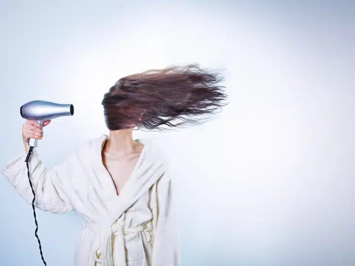 cheveux-seche-cheveux