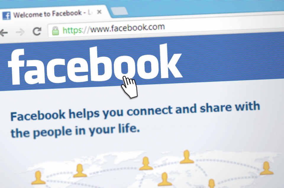 Facebook-réseaux-sociaux