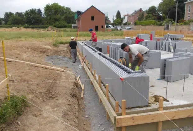 Une maison passive grâce aux blocs coffrants