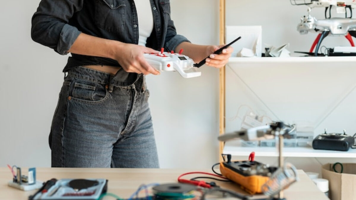 Maîtrisez vos circuits grâce à une expertise en matériel électrique de pointe !