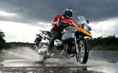 moto et pluie